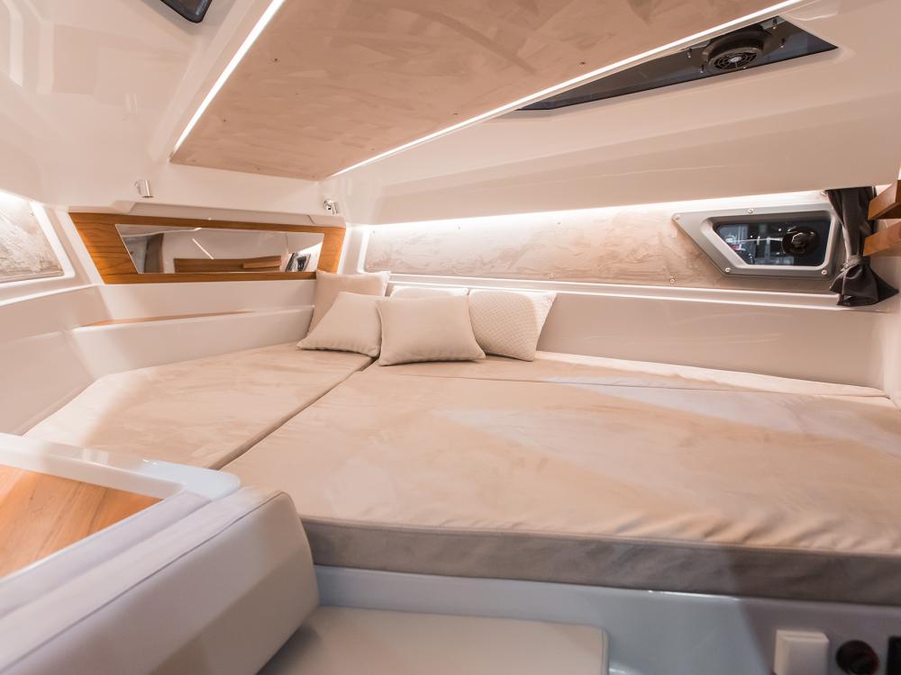 Yamarin daycruiser förkajutan