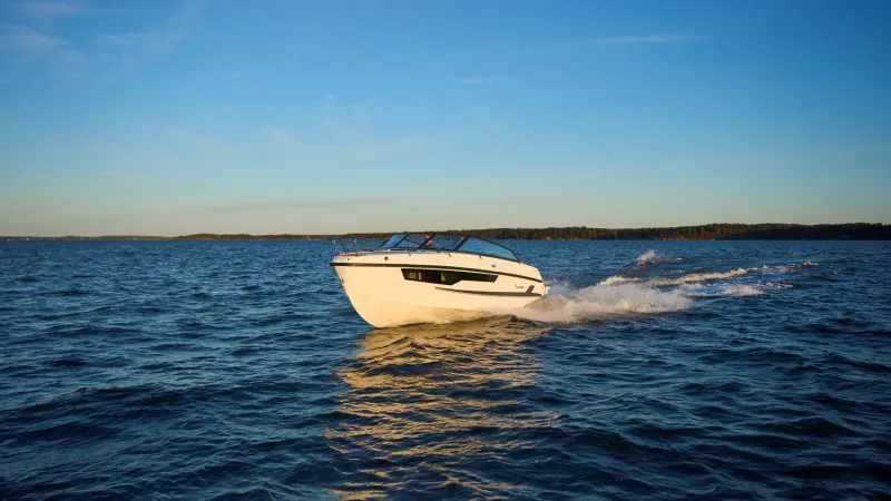 Yamarin 67 Day Cruiser motor boat