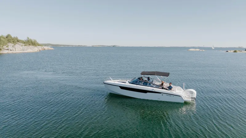 Yamarin 88 DC Bimini 