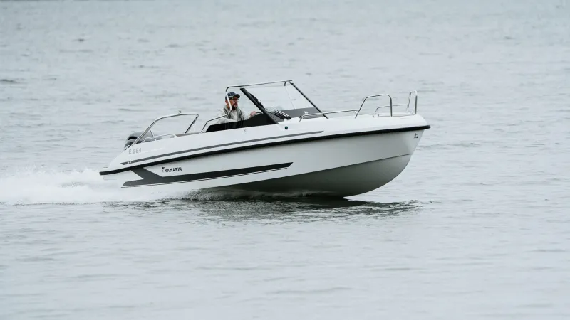 Yamarin 59 Side Console